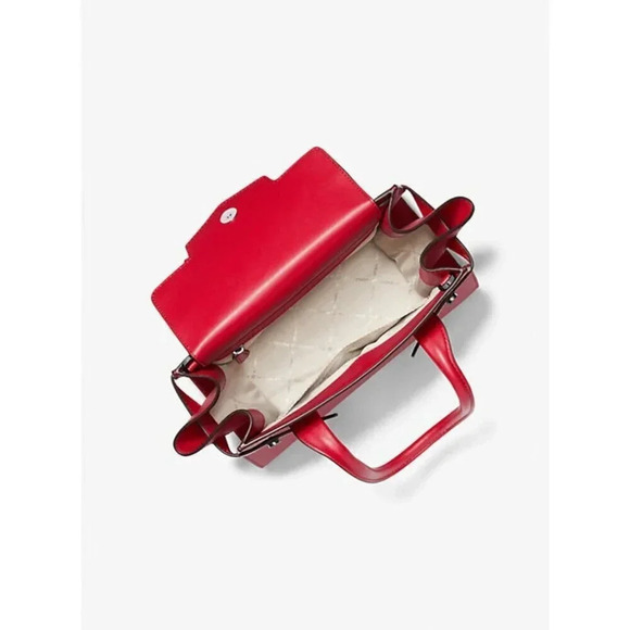 THE BAG REVIEW: MICHAEL KORS CARMEN BELTED SATCHEL | WHAT  Michael Kors Carmen Satchel